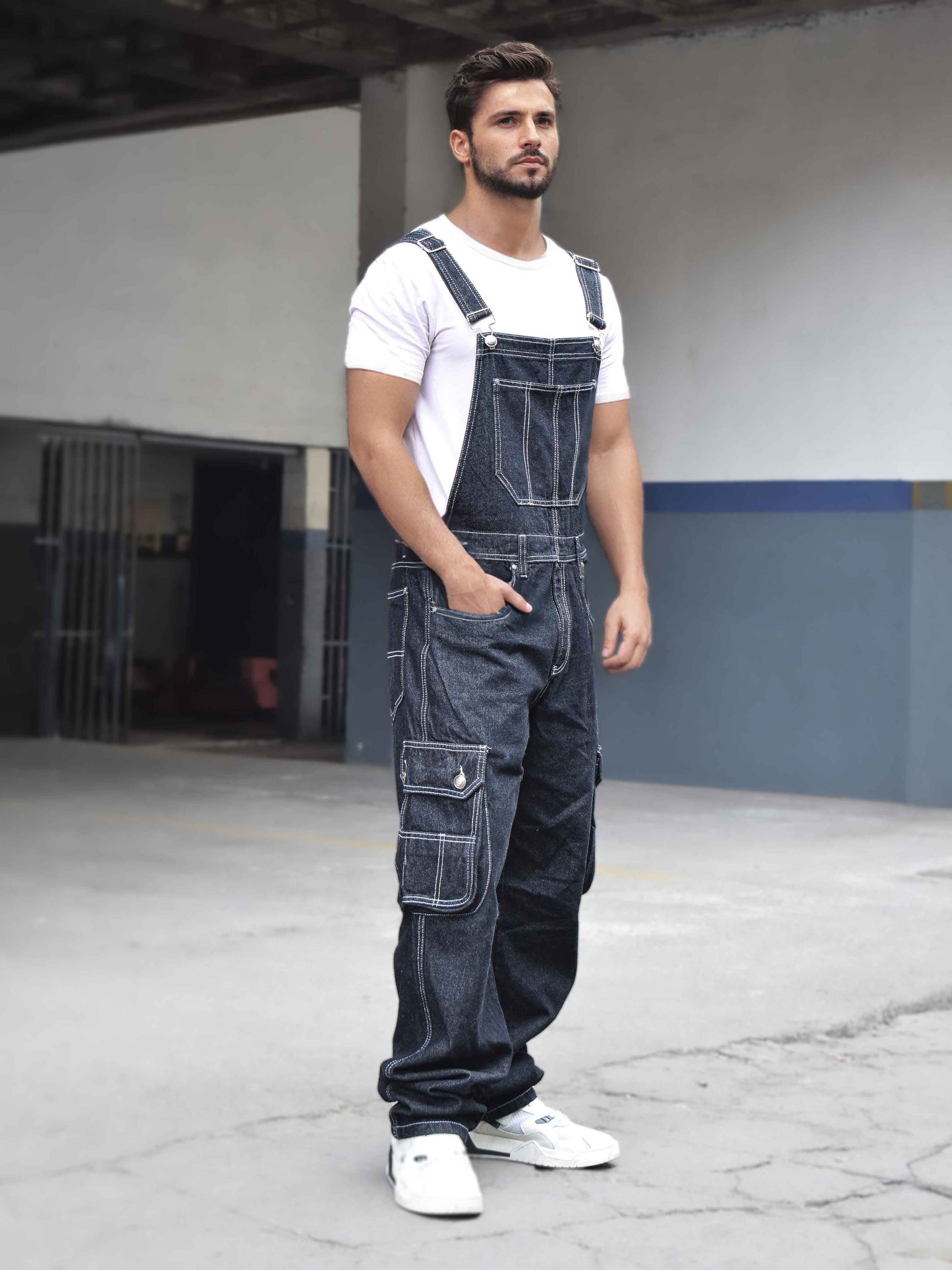 Overol Cargo Clásico en Jean - Negro Pimienta