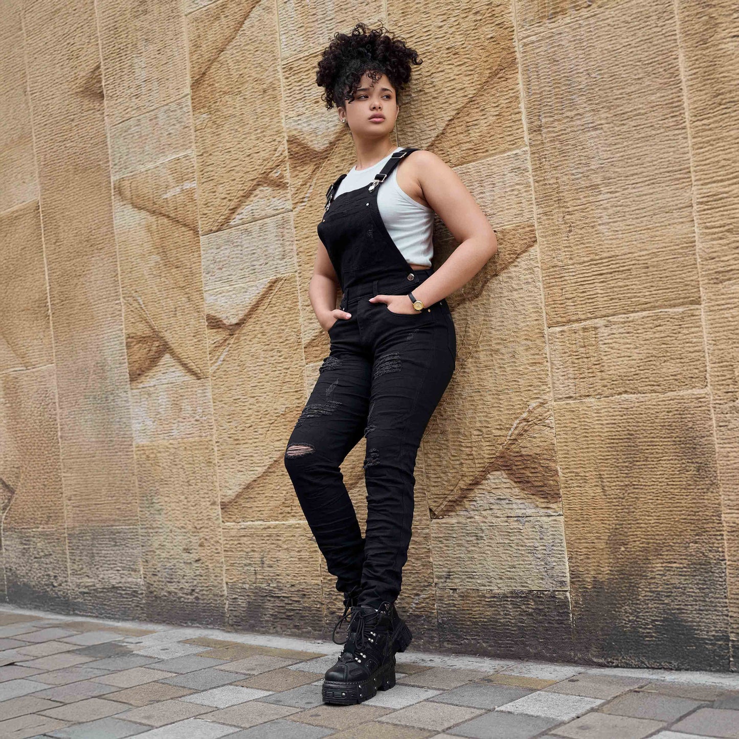 Overol Licrado con Rotos Mujer en Jean - Negro